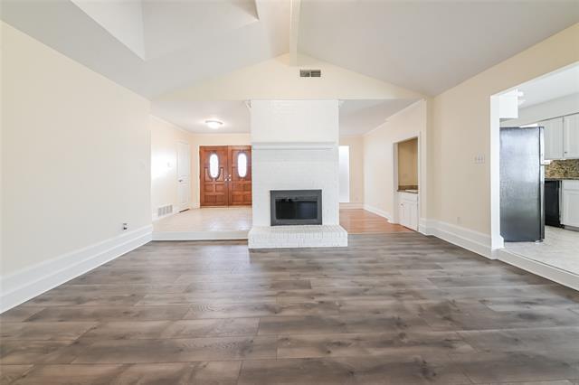 Building Photo - 732 Aspen Ct