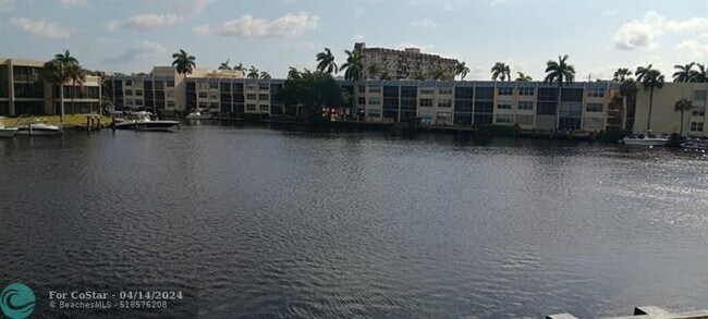 Foto del edificio - 701 SE 7th Ave