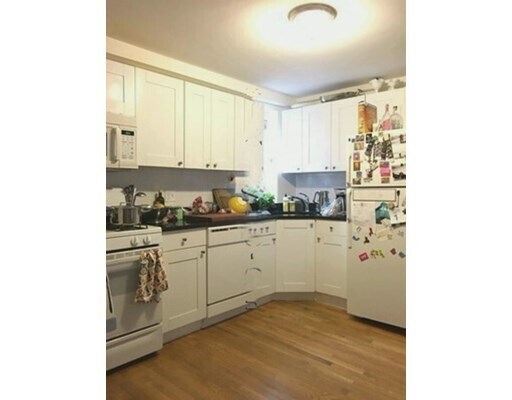 Primary Photo - 76 5th St