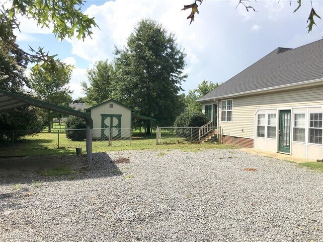 Foto del edificio - 3 br, 2 bath House - 113 Bristol Dr