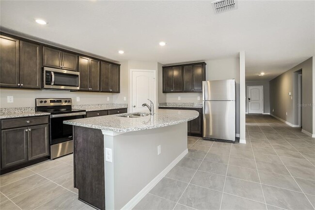 Foto del edificio - 1361 Brenway Dr