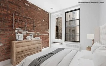 Building Photo - 127 E 7th St