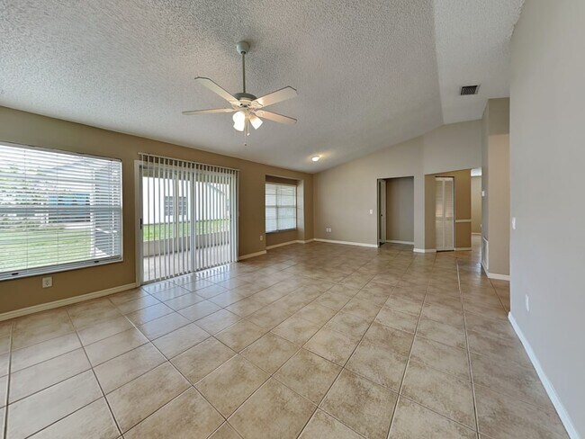 Foto del edificio - 4226 Waltham Ln