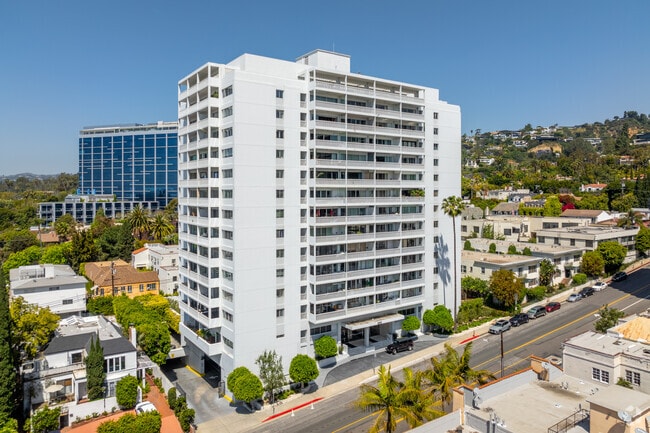 Doheny West Towers