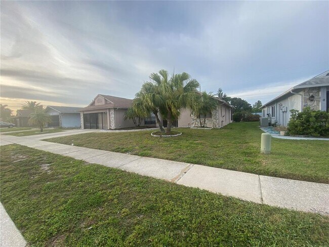 Building Photo - 8127 Tarsier Ave