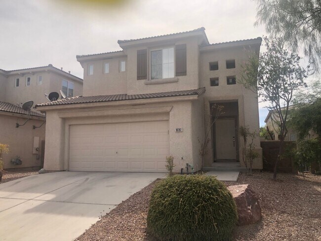 Foto del edificio - 2-STORY 3BD/2.5BA 1979 SQ. FT. HOME W/ 2 C...