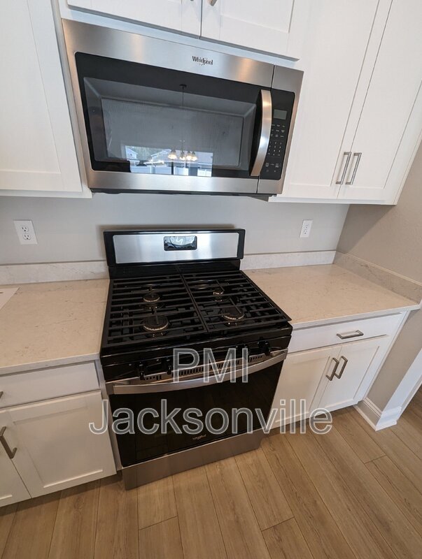 Foto del edificio - 251 Dahlia Falls Dr