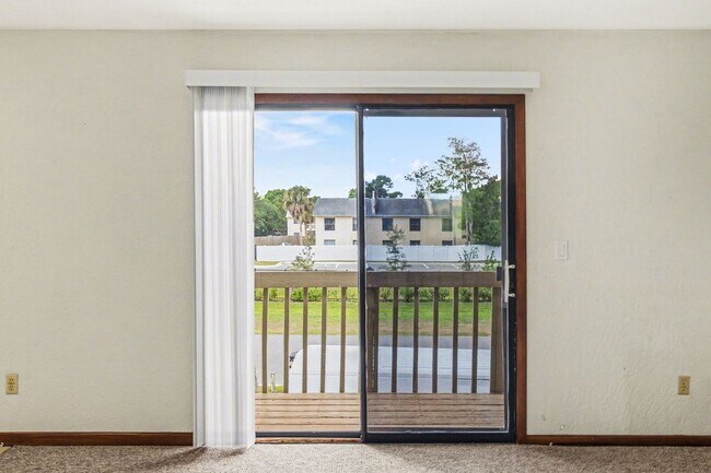 Foto del edificio - 1123 Tree Ridge Ln NE