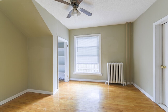 Foto del edificio - 4849 Vincent Ave S