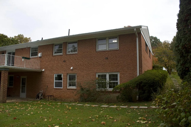 Foto del edificio - 4907 Elsmere Ave