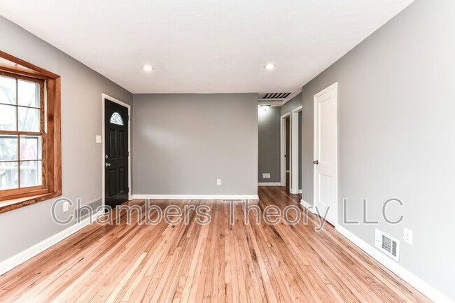 Building Photo - 6607 Berkshire Dr