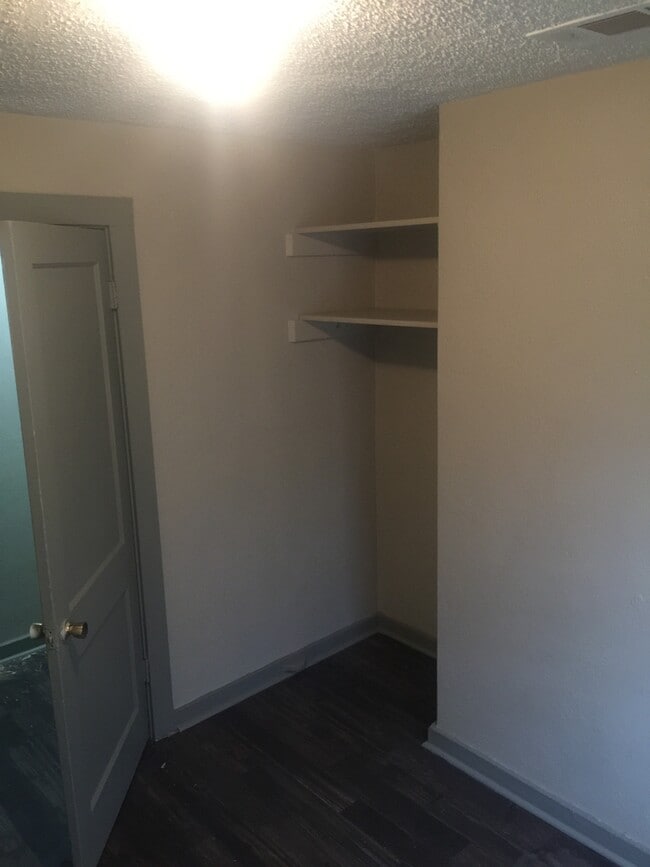 Closet - 683 Hanley St