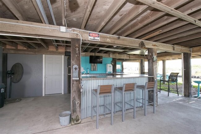 Building Photo - 7015 W Hunter Dr