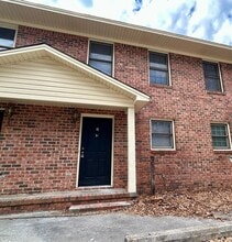 Building Photo - 28 Highland Dr