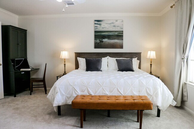 Foto del edificio - 5603 Tiger Lilly Way