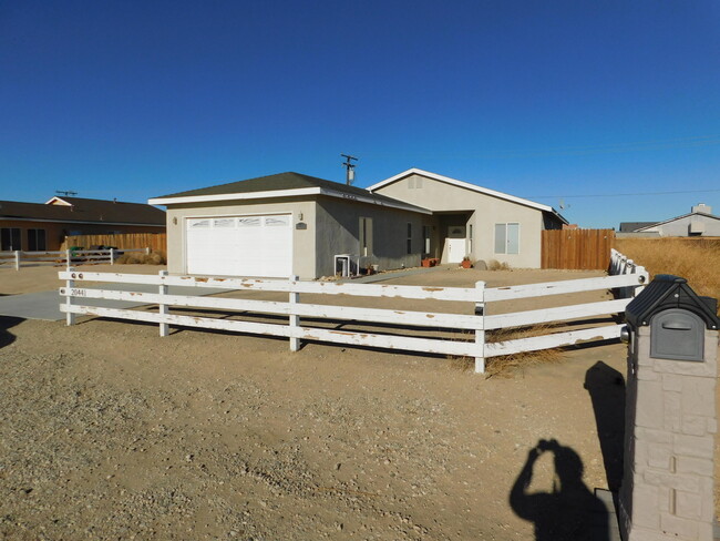 Building Photo - 20441 California City