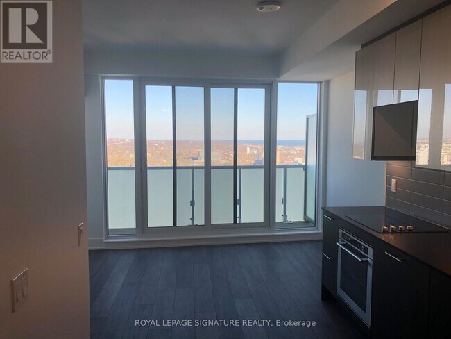 Building Photo - 403 Church St