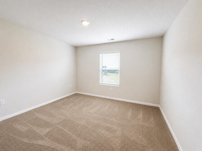 Foto del edificio - 8023 Derby Wood Ln