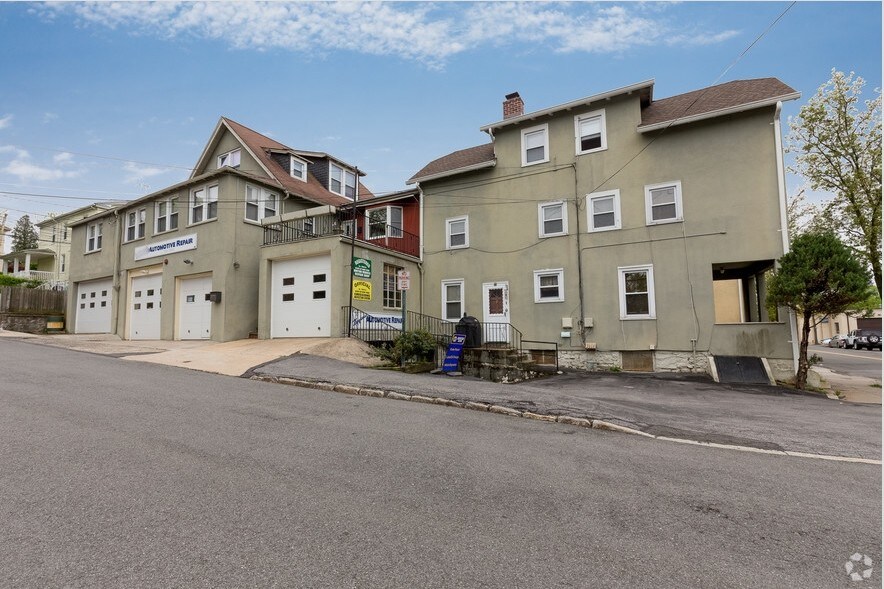 Primary Photo - 154 Columbus Ave