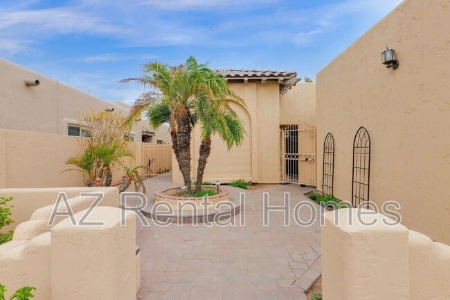 Building Photo - 6734 S Taylor Dr
