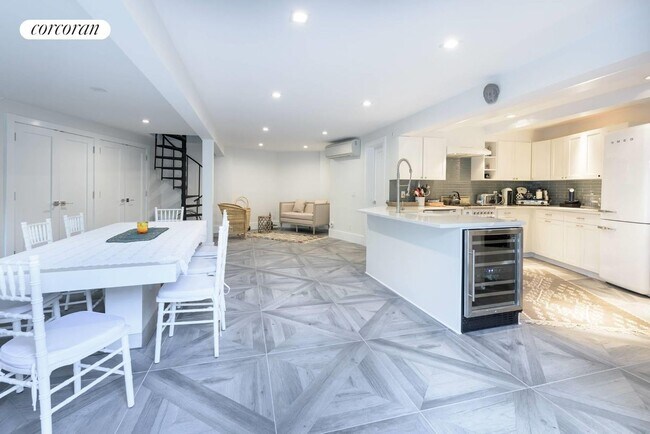 Building Photo - 23 Tanglewood Trl