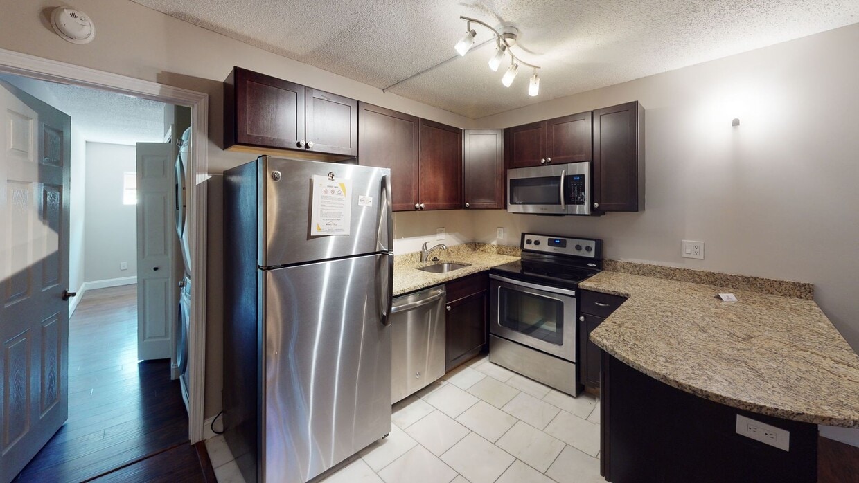 Photo - 510 14th St Unit #107 Knoxville, TN 37916