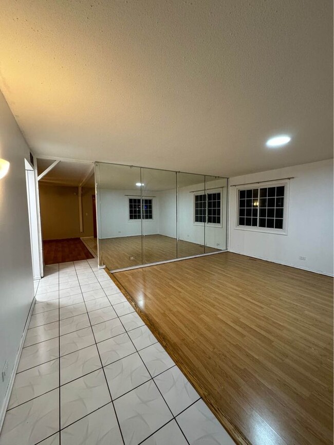 Building Photo - 5871 Danforth Ct