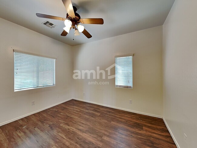 Building Photo - 427 N Ranger Court