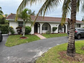 Building Photo - 3809 NW 78th Terrace