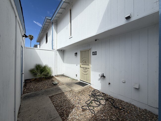Building Photo - 4078 Gold Coast Dr