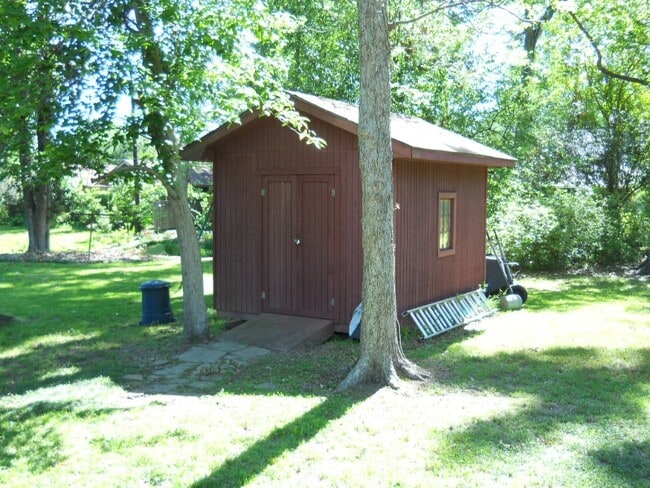 Photo - 620 Nelson Dr House