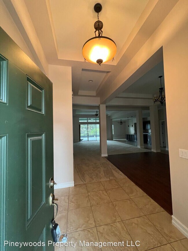Building Photo - 4 br, 3 bath House - 15439 Starling Crossi...