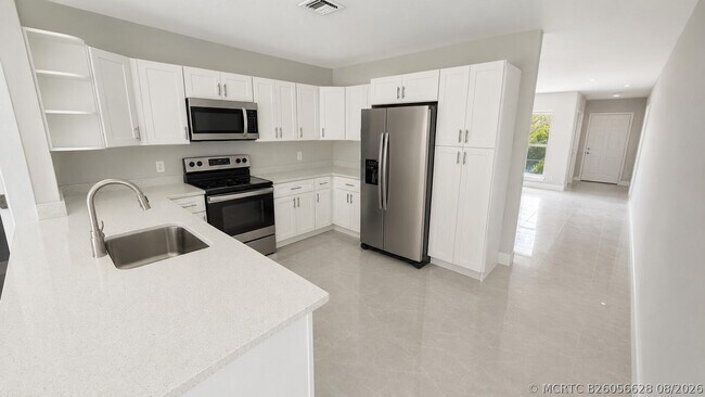 Foto del edificio - 3720 NW 110th Ave