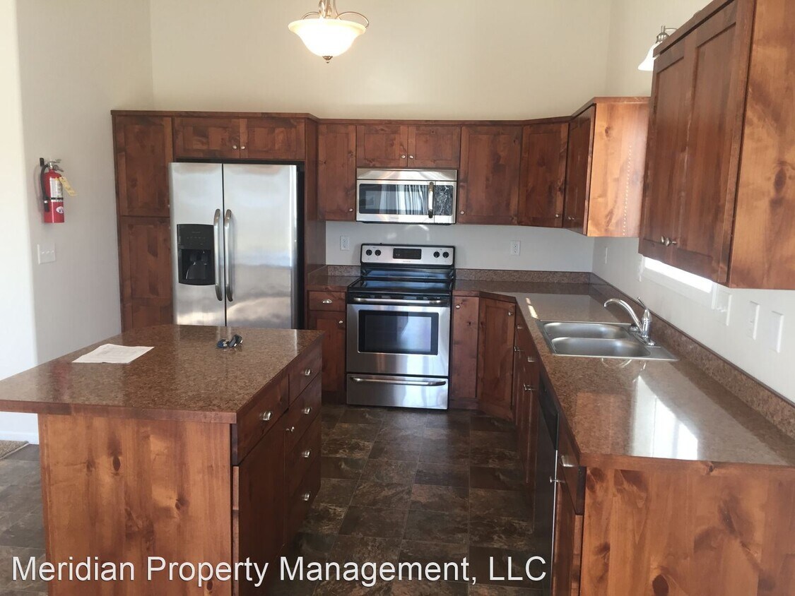 Building Photo - 3 br, 3 bath House - 1559 35th Ave S