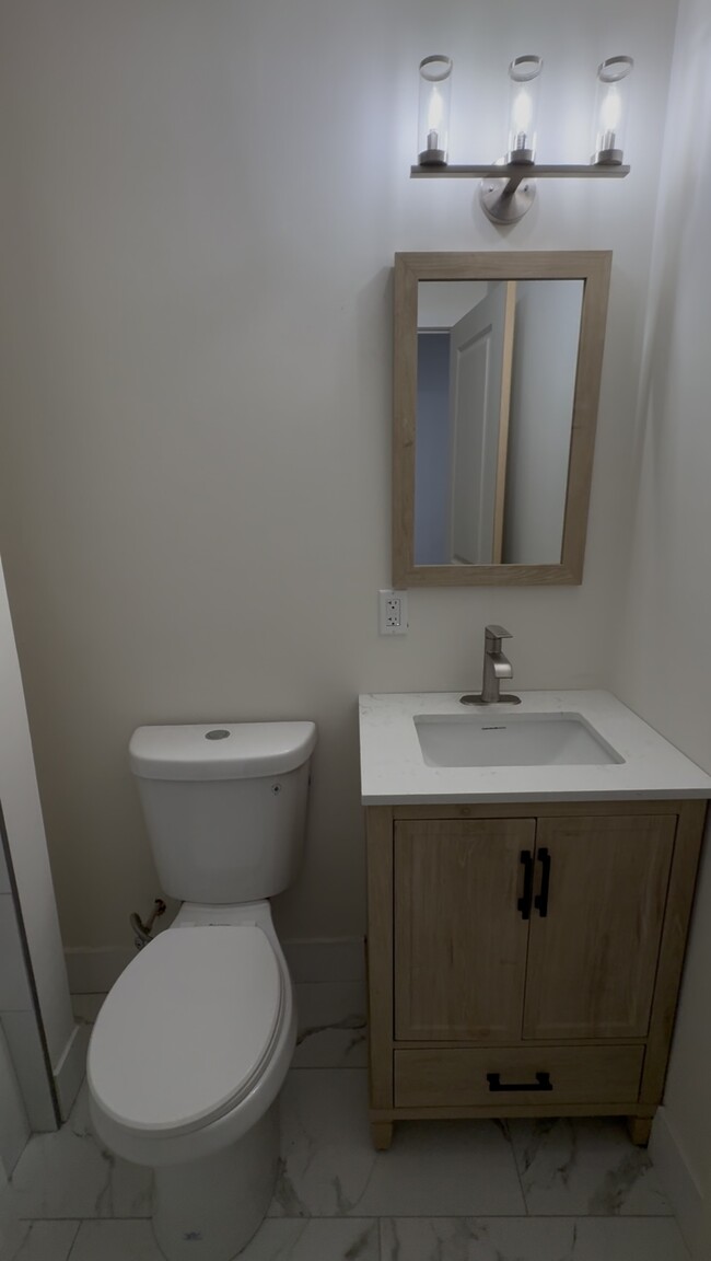 Foto del edificio - 2741 N 29th St