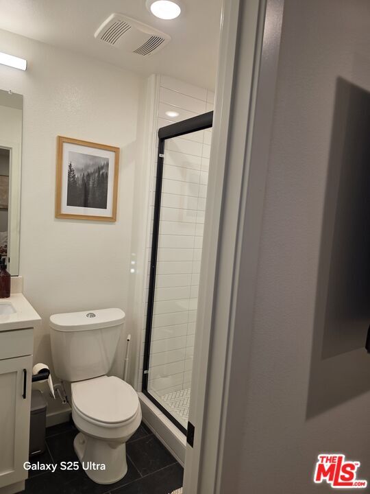 Building Photo - 22214 Poppy Ct