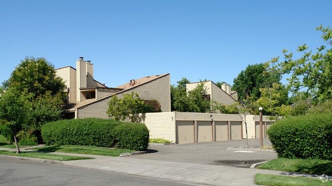 Foto del edificio - Valley View Townhomes