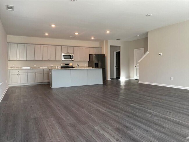 Building Photo - 4402 Grosbeak Dr