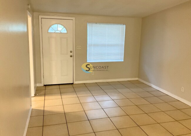 Building Photo - 3 Bedroom Home Near Ortega