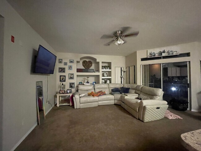 Foto del edificio - 13110 Arbor Isle Dr