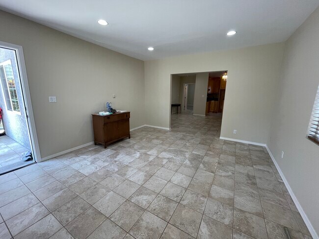 Living room - 11821 Culver Blvd