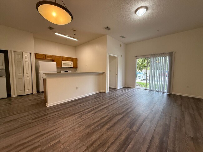 Foto del edificio - Lovely 2/2 in Villa Beauclerc