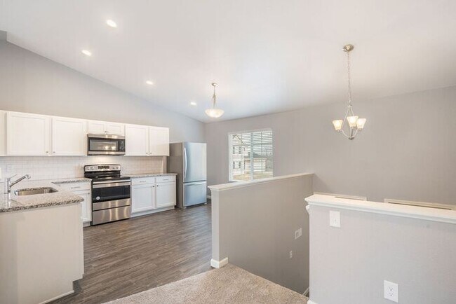 Foto del edificio - 4436 Soya Ave