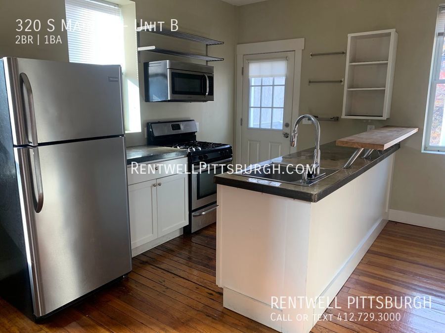 Primary Photo - 2 Bedroom Apartment in West End Village
