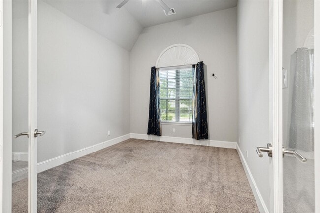 Foto del edificio - 1010 Bat Hawk Ct