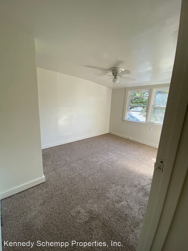 Building Photo - 4 br, 1.5 bath House - 2517 S 6th Street