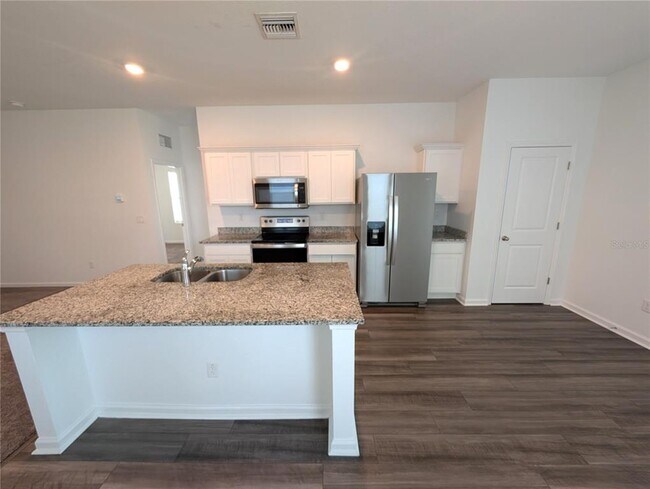Foto del edificio - 35491 Shade Fern Ln