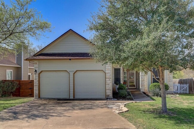 Building Photo - 2029 Cervin Blvd