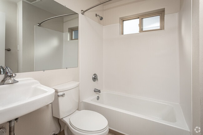 Estudio - 423SF - Coronado Springs