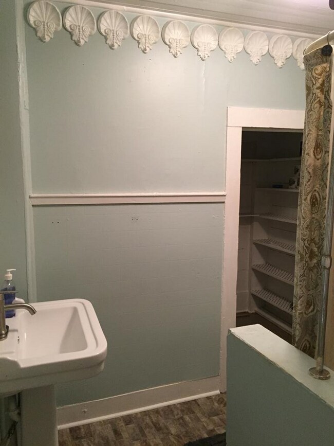 Foto del edificio - charming 1 bedroom, 1 bathroom apartment in Dawson, GA with its own private entrance.